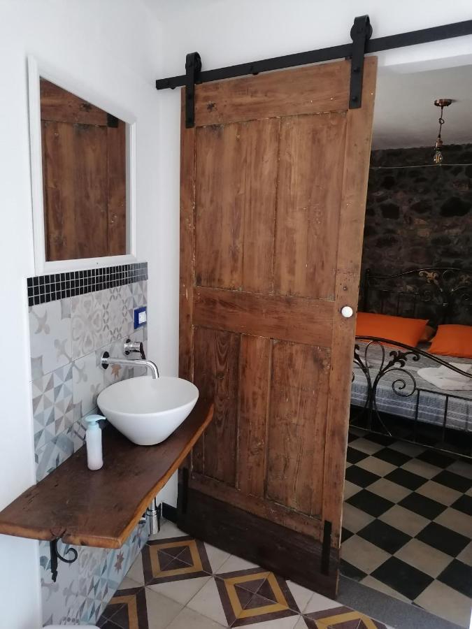 Bed and Breakfast Deiana Санту-Луссурджу Экстерьер фото