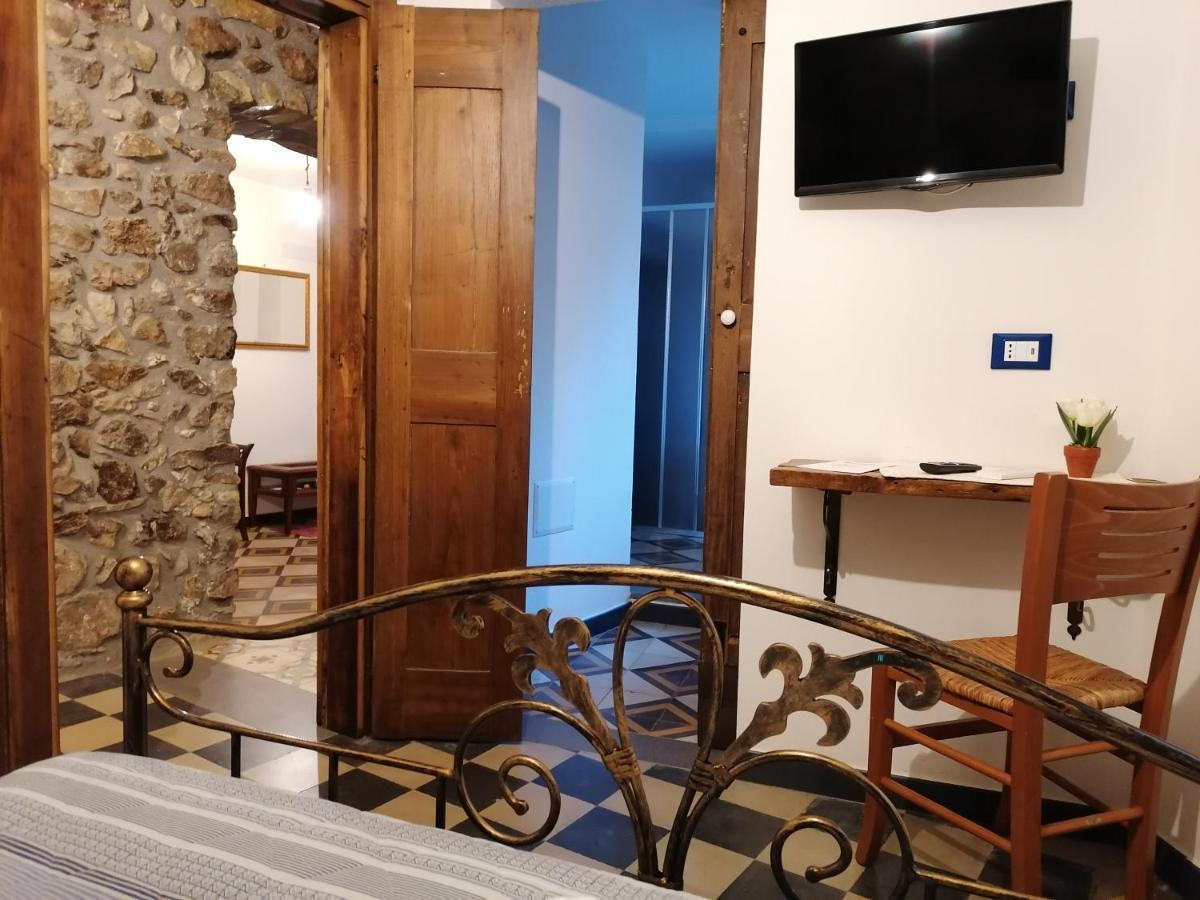 Bed and Breakfast Deiana Санту-Луссурджу Экстерьер фото