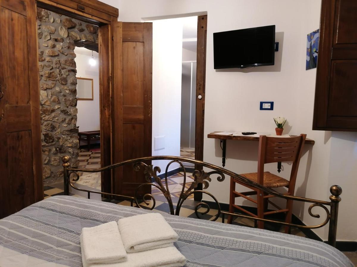 Bed and Breakfast Deiana Санту-Луссурджу Экстерьер фото