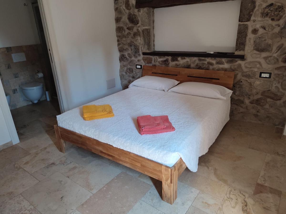 Bed and Breakfast Deiana Санту-Луссурджу Экстерьер фото